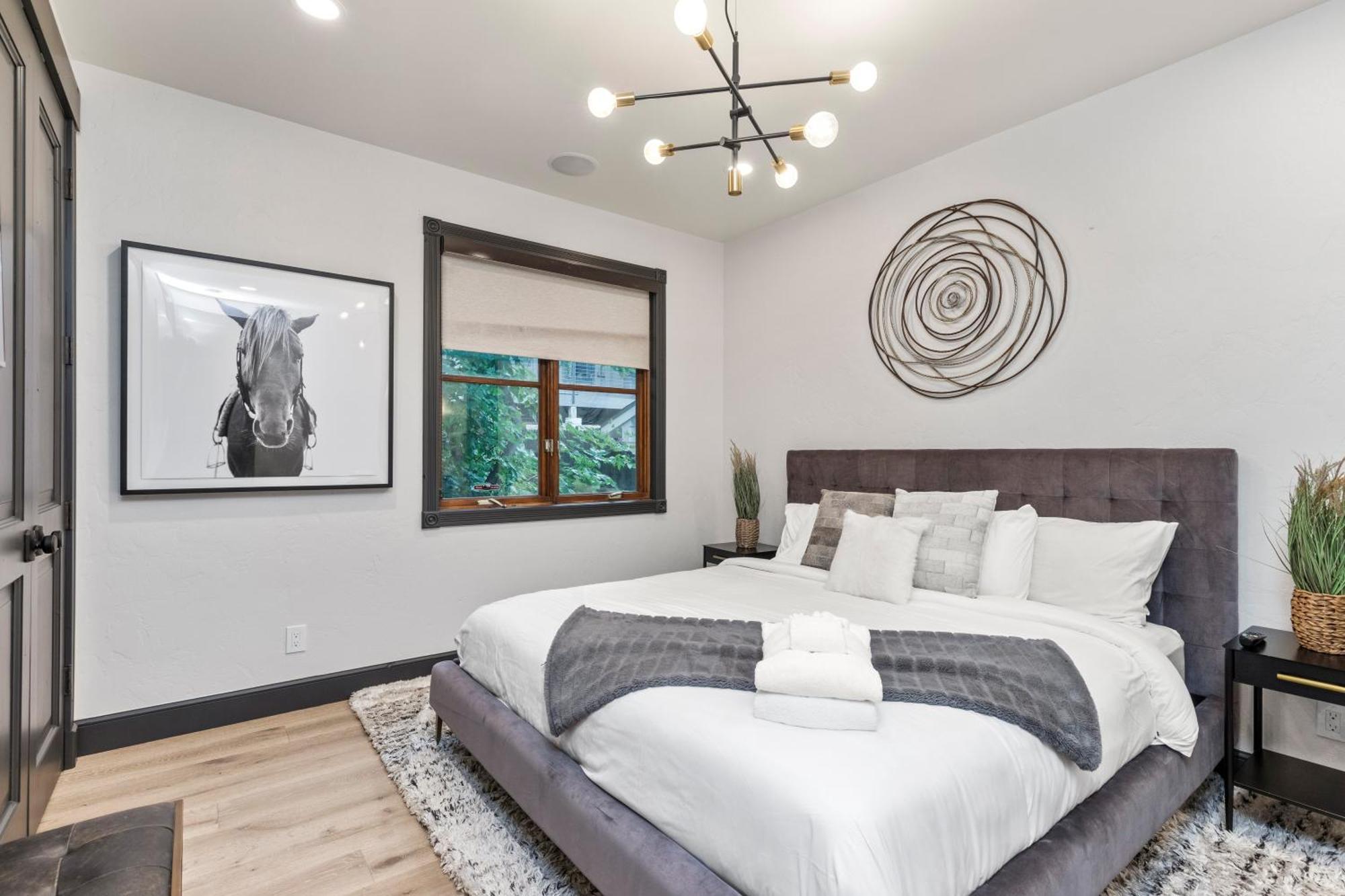 909 Park Ave Home パークシティ エクステリア 写真