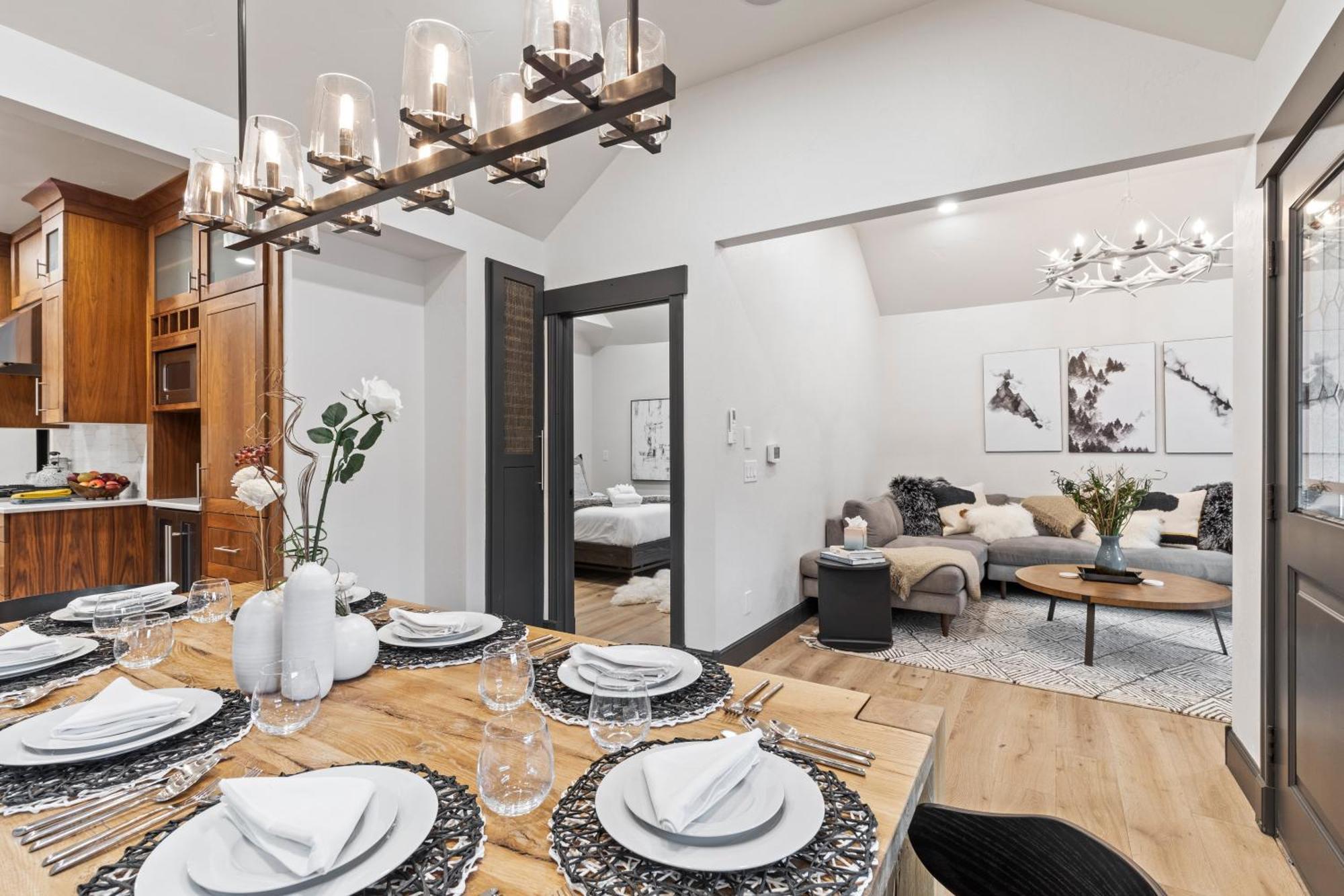 909 Park Ave Home パークシティ エクステリア 写真